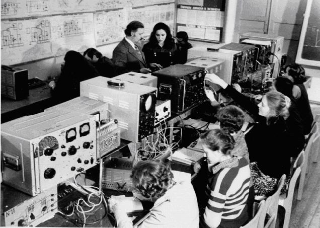  ,           60- .     . . 